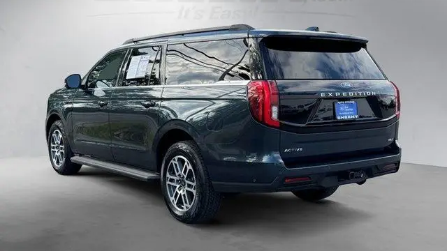 2025 Ford Expedition MAX Active