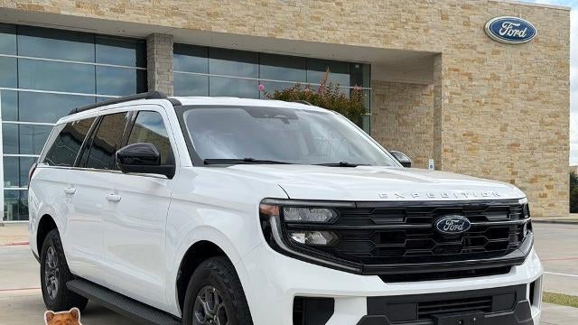 2025 Ford Expedition MAX Active