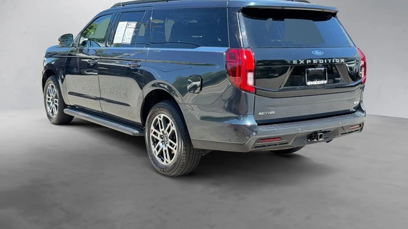 2025 Ford Expedition MAX Active