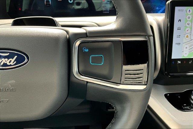 2025 Ford Expedition - $59,900