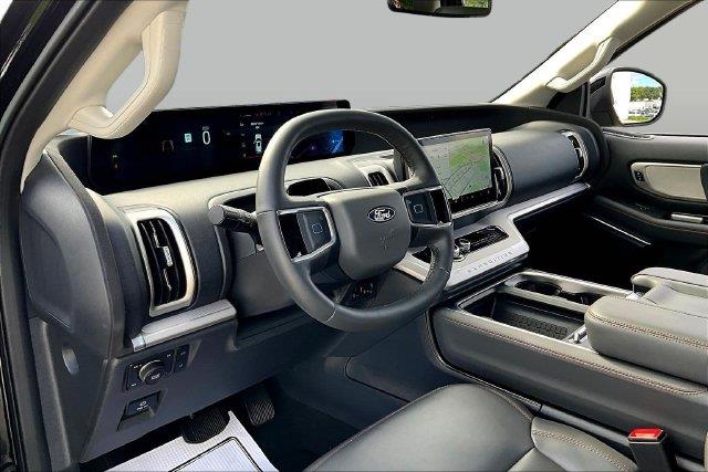 2025 Ford Expedition - $59,900