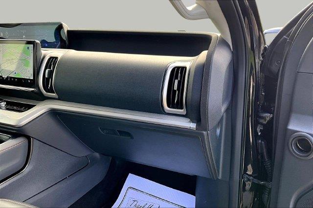 2025 Ford Expedition - $59,900