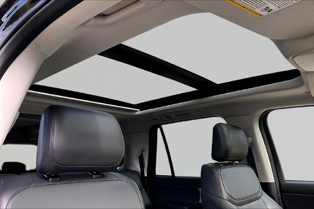 2025 Ford Expedition - $59,900