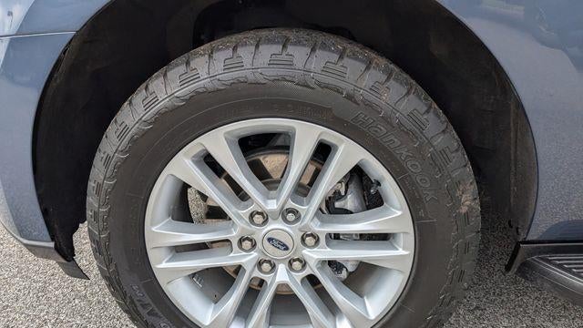 2023 Ford Expedition MAX XLT