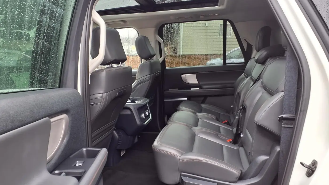 2025 Ford Expedition MAX Active