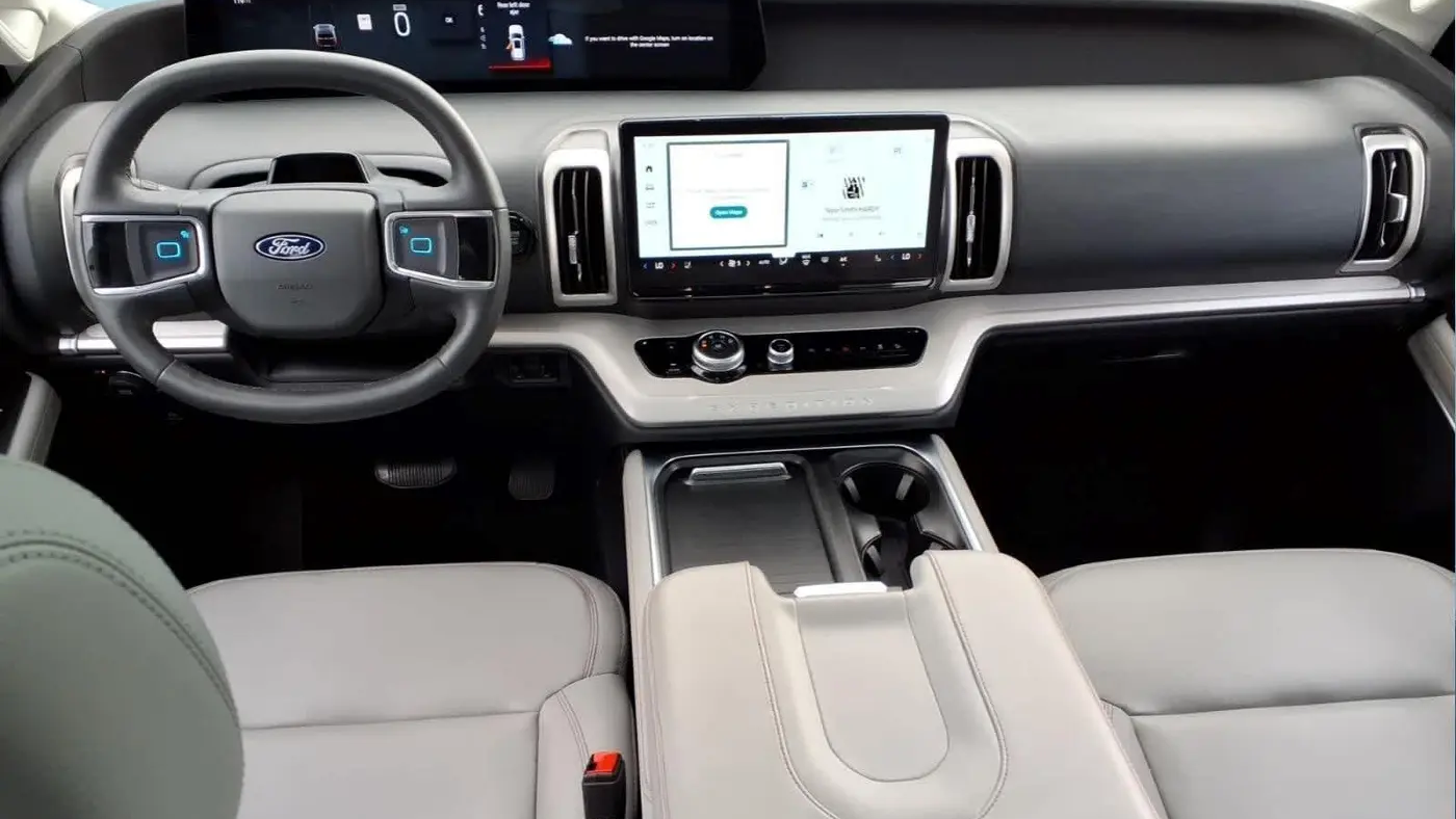 2025 Ford Expedition MAX Active
