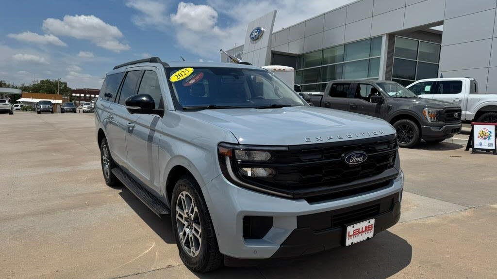 Preowned 2025 Ford Expedition MAX Active for Sale