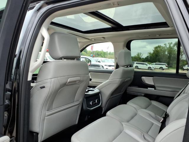 2025 Ford Expedition - $56,995