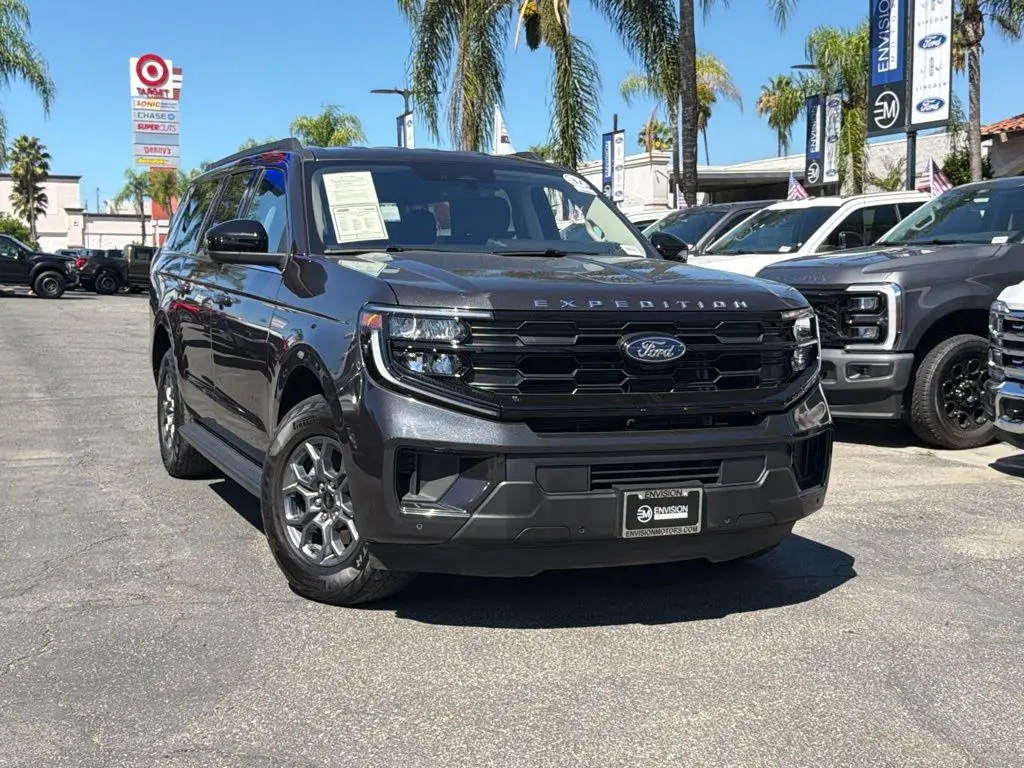2025 Ford Expedition - $53,998