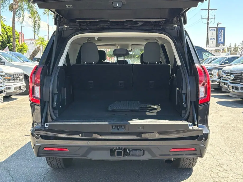 2025 Ford Expedition - $53,998