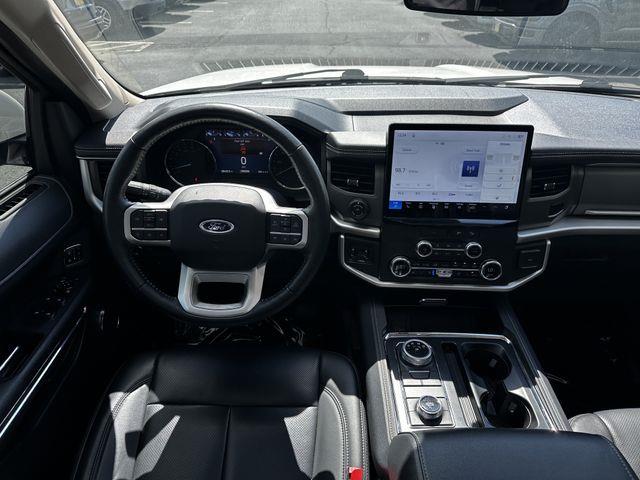 2023 Ford Expedition - $50,200