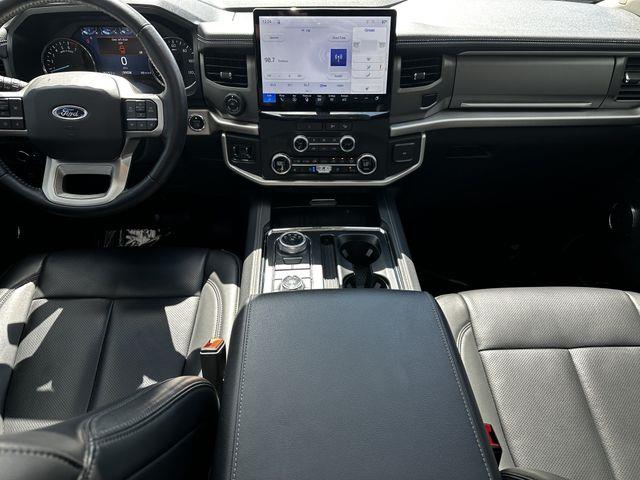2023 Ford Expedition - $50,200