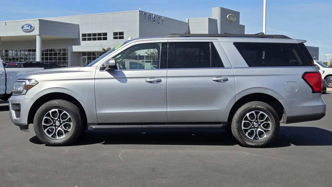 2024 Ford Expedition MAX XLT
