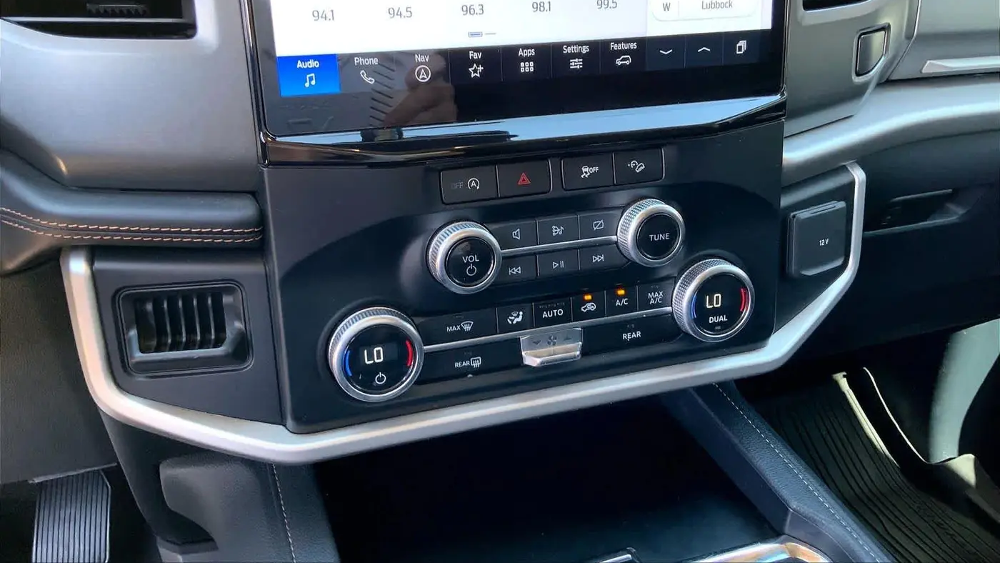 2024 Ford Expedition MAX XLT