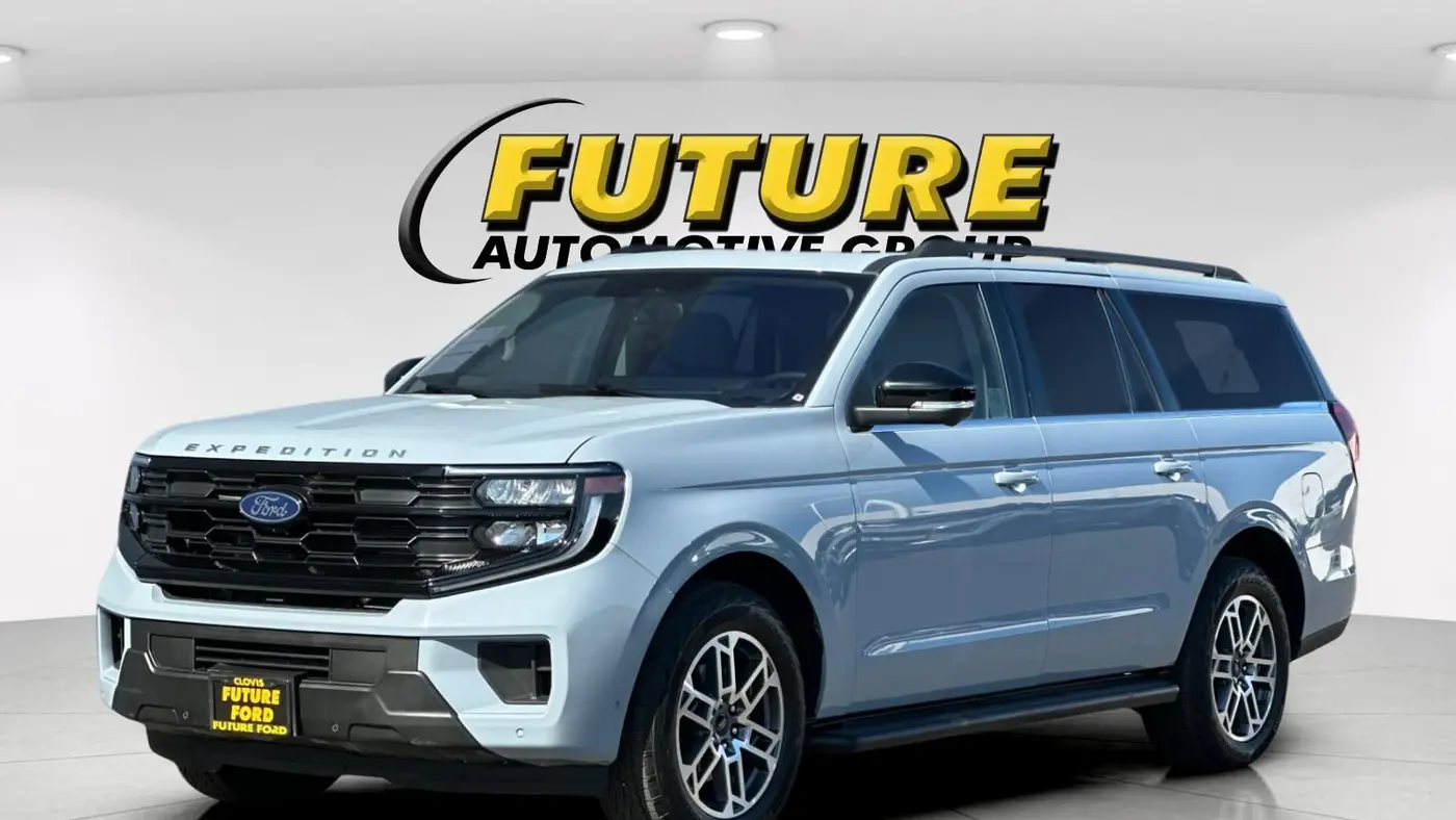 2025 Ford Expedition MAX Active
