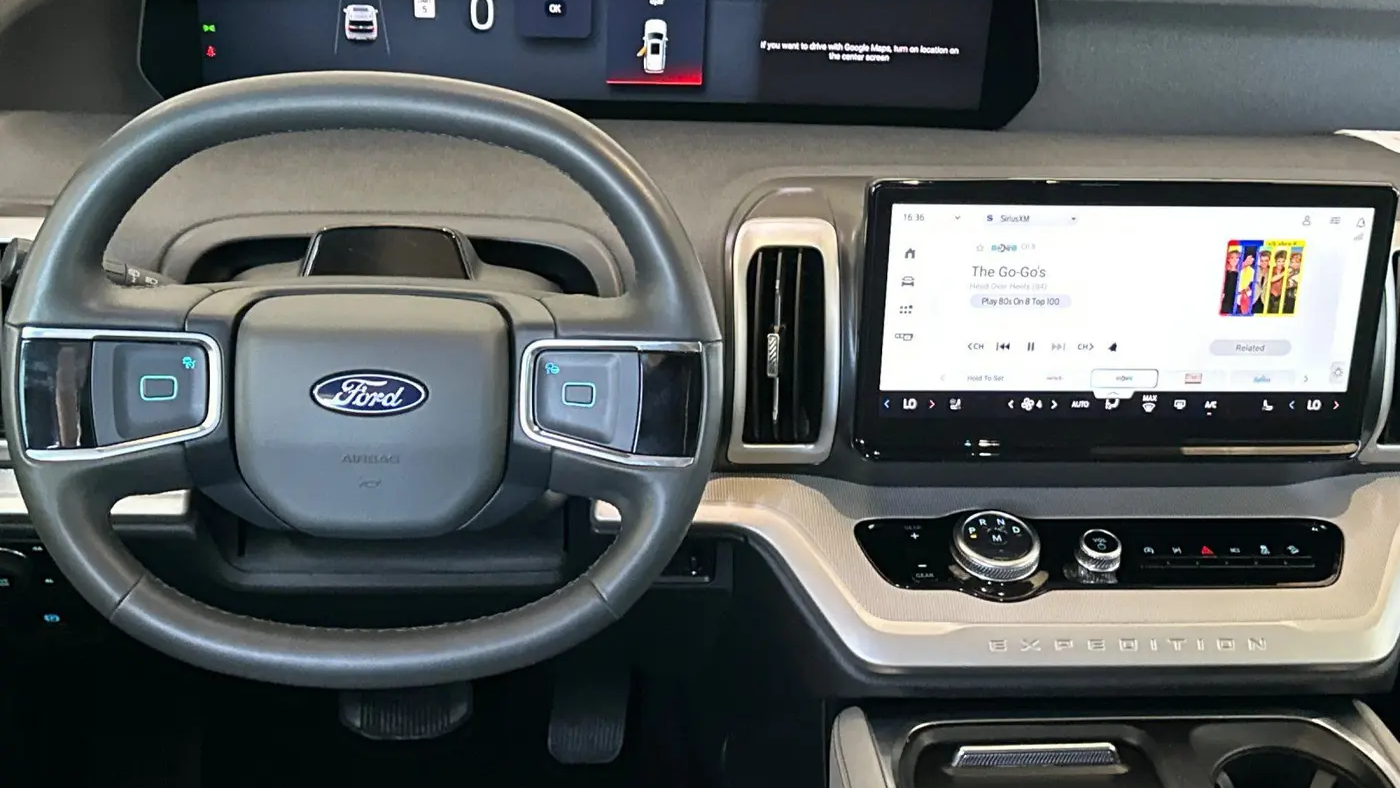 2025 Ford Expedition MAX Active