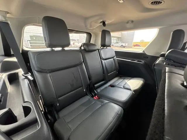 2026 Ford Expedition - $61,400
