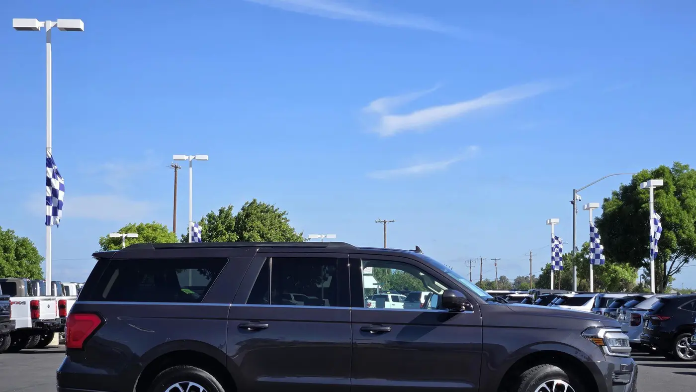 2024 Ford Expedition MAX XLT