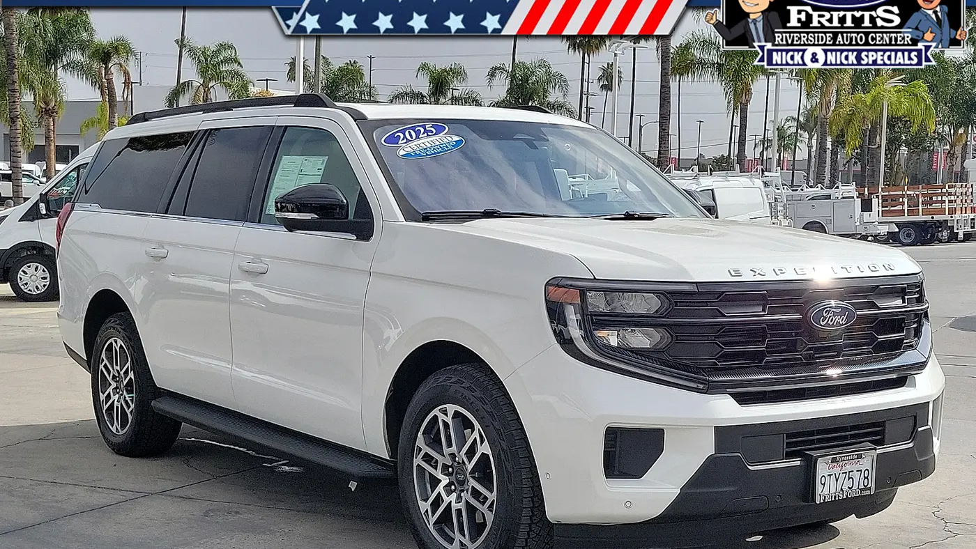 2025 Ford Expedition MAX Active