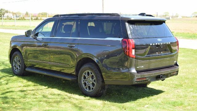 2025 Ford Expedition MAX Active