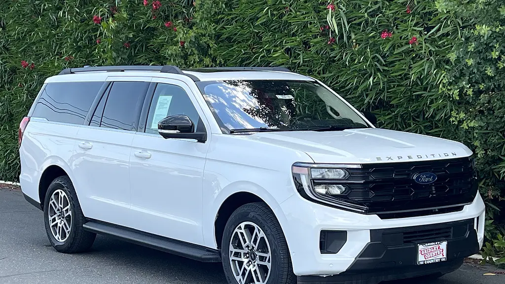 Preowned 2025 Ford Expedition MAX Active for Sale