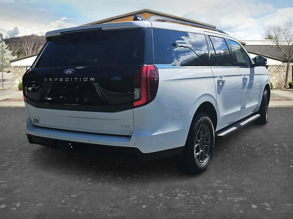 2026 Ford Expedition - $63,945