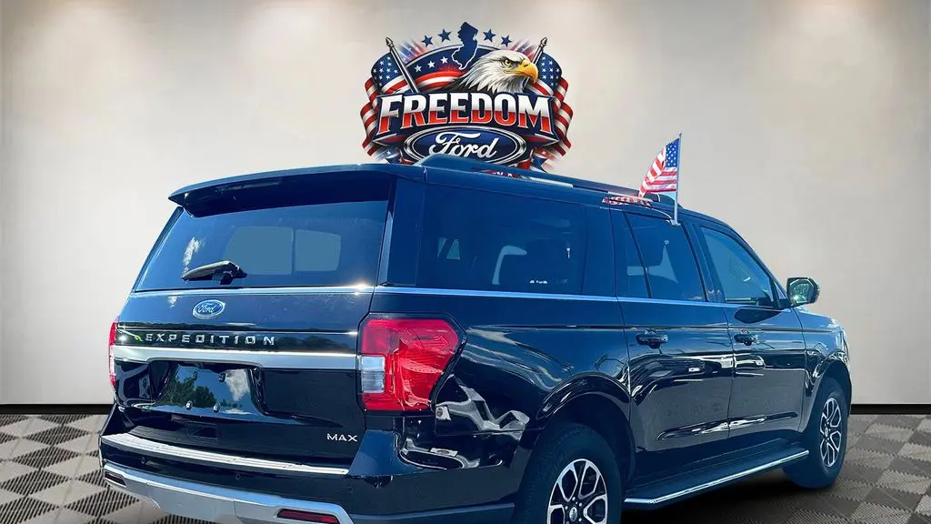 2023 Ford Expedition MAX XLT