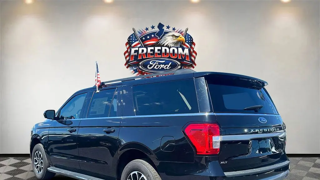 2023 Ford Expedition MAX XLT