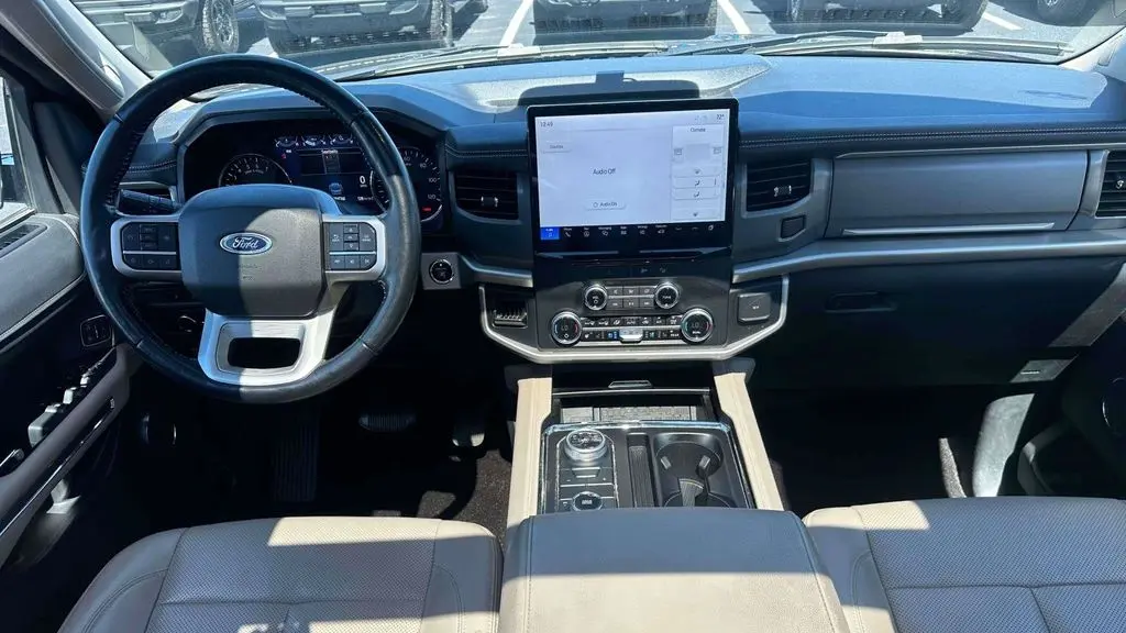 2023 Ford Expedition MAX XLT