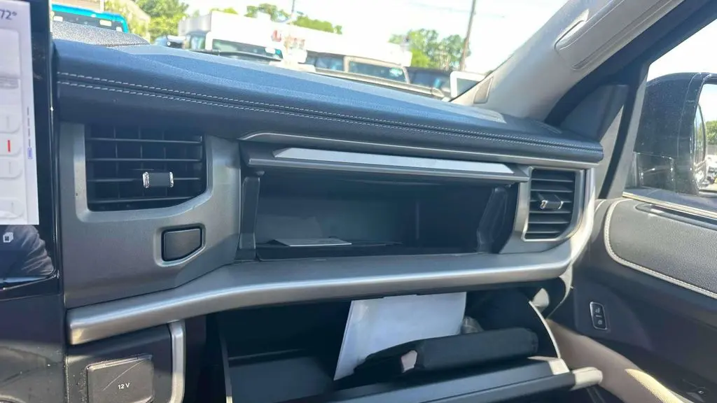 2023 Ford Expedition MAX XLT