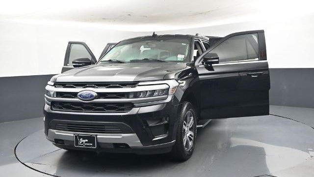2023 Ford Expedition MAX XLT