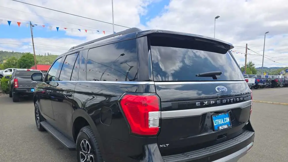 2024 Ford Expedition MAX XLT