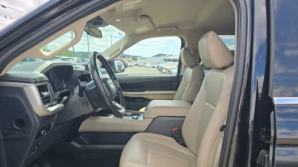 2024 Ford Expedition MAX XLT
