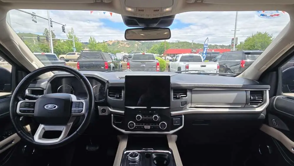2024 Ford Expedition MAX XLT