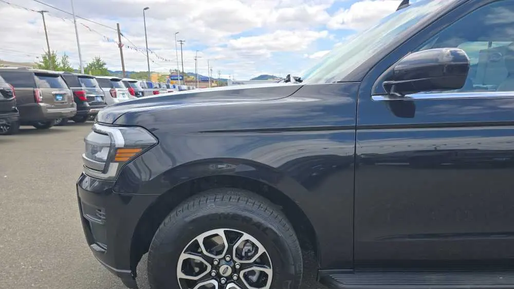 2024 Ford Expedition MAX XLT