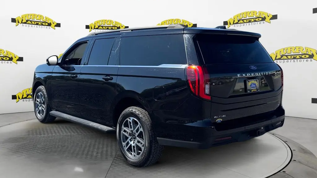 2025 Ford Expedition MAX Active