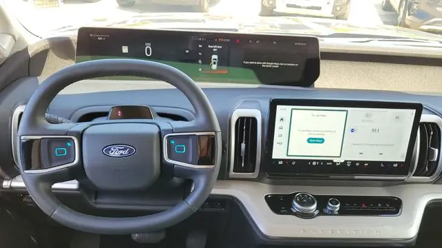 2025 Ford Expedition MAX Active