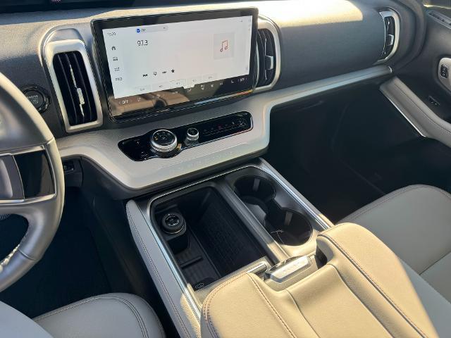 2025 Ford Expedition - $58,989