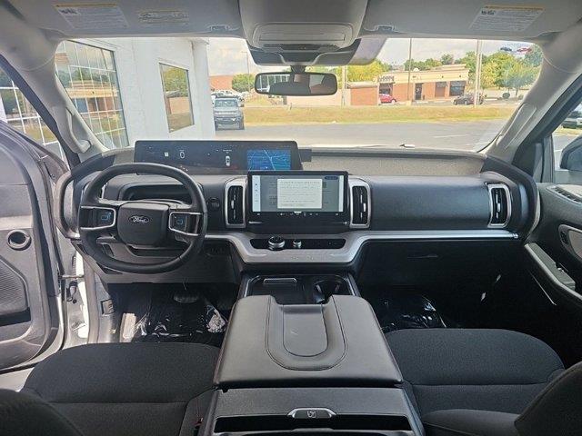 2025 Ford Expedition - $54,977