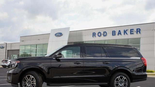 2025 Ford Expedition MAX Active