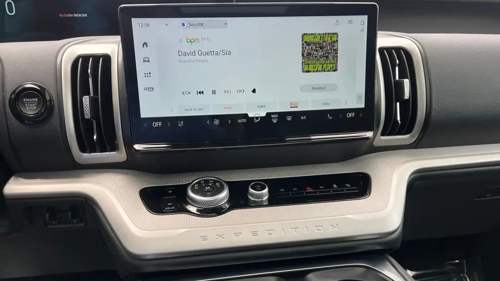 2025 Ford Expedition MAX Active