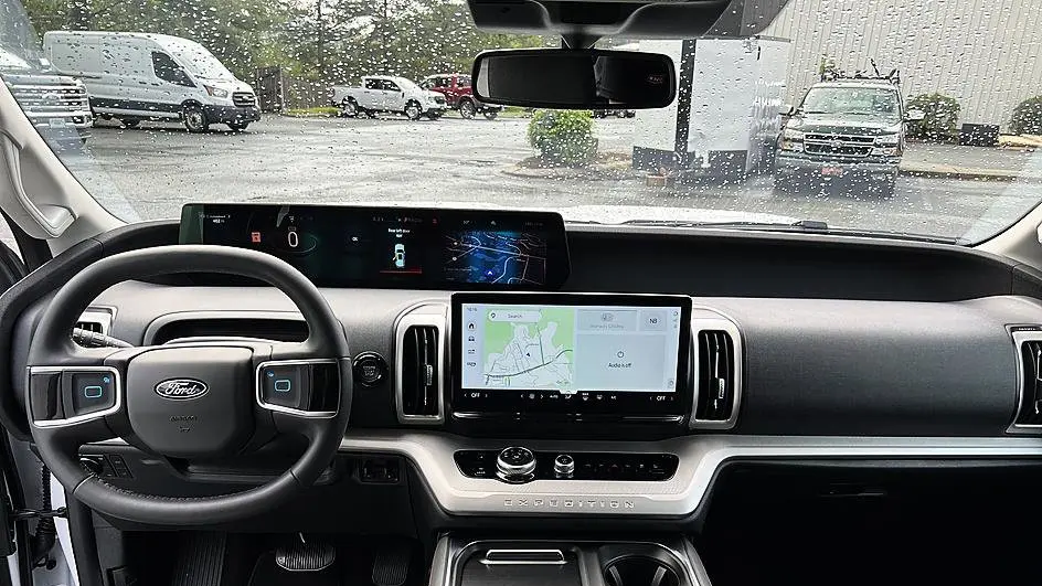 2025 Ford Expedition MAX Active
