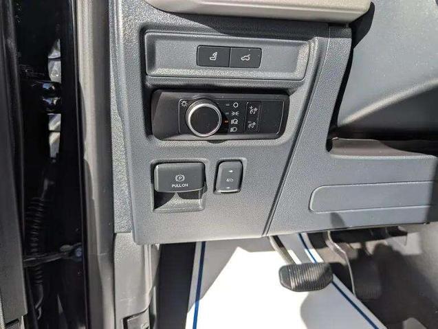 2024 Ford Expedition - $39,800