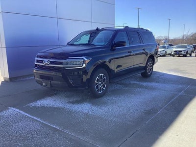 2024 Ford Expedition MAX 4X4 XLT 4DR SUV