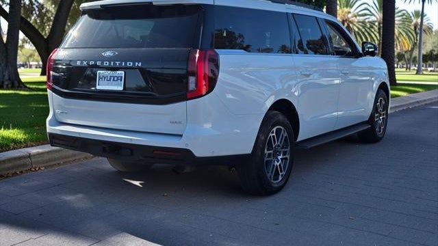 2025 Ford Expedition MAX Active