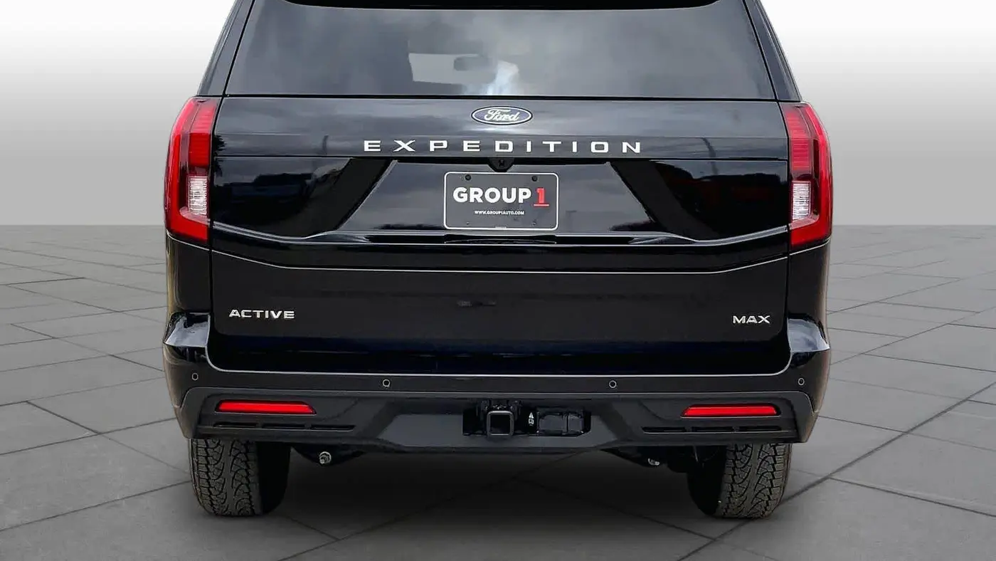 2026 Ford Expedition MAX Active