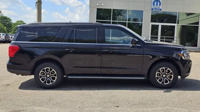 2023 Ford Expedition MAX XLT