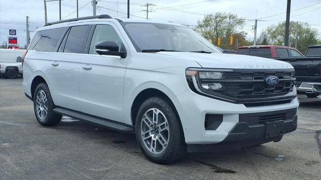 2025 Ford Expedition MAX Active