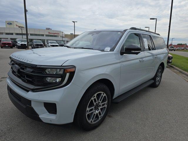2025 Ford Expedition - $57,500