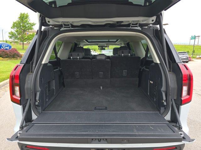 2025 Ford Expedition - $57,500
